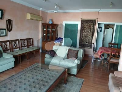 Clifton Block 7 Sasi Royal Residency 4 Bedrooms Attached Bathrooms D TVL Kitchen
