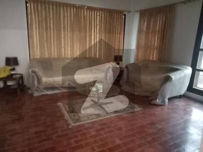 Portion For Rent In Gulistan E Johar Block 7 Karachi