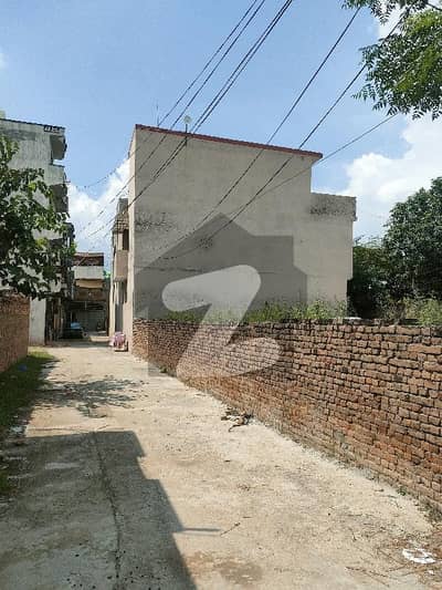 5marla three sides corner plot for sale caltax road Nawaz colney