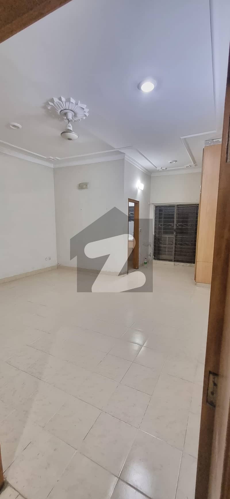 10 Marla Triple Story House For Sale In Pia Society Block C (Original Picture)