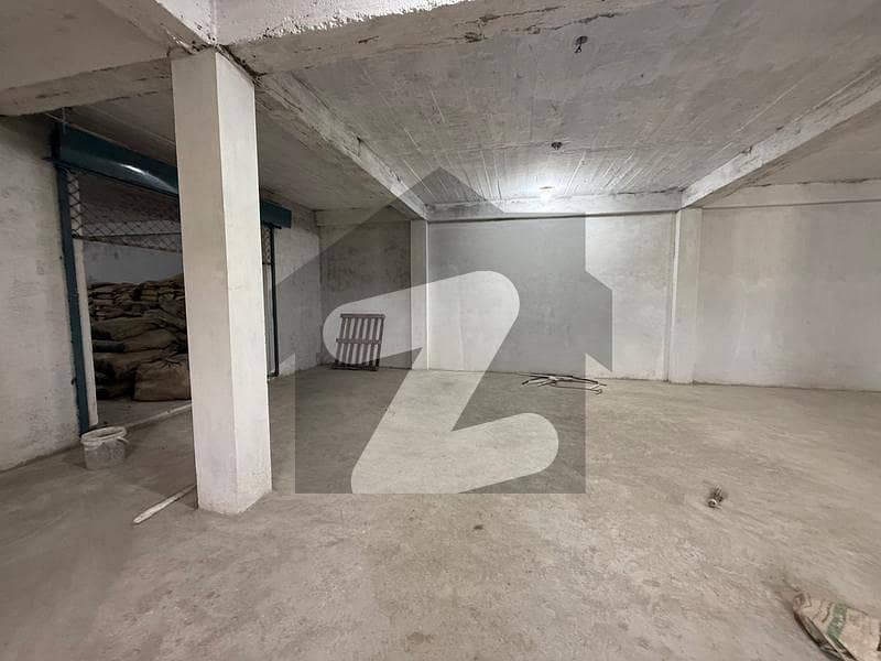 Commercial Warehouse Available For Rent Commercial Warehouse Available For Rent