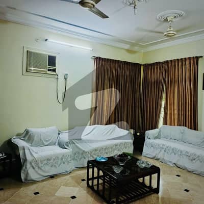 Police Foundation One kanal House For sale