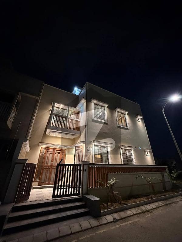 Beautiful banglow for sale in Naya Nazimabad block C brand new