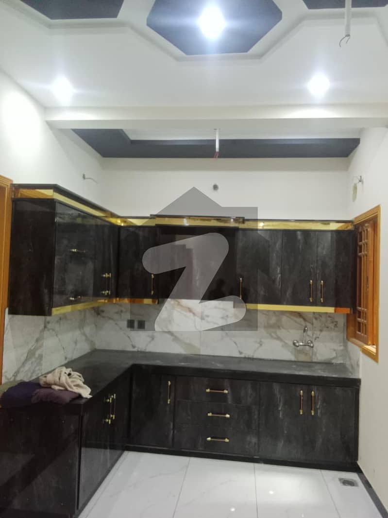 ودھو واہ روڈ قاسم آباد,حیدر آباد میں 6 کمروں کا 6 مرلہ مکان 3.25 کروڑ میں برائے فروخت۔