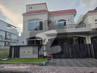 10 Marla 5 Bedrooms Brand New Single Unit Designer House Available For Sale In Bahria Enclave Islamabad Sector C1