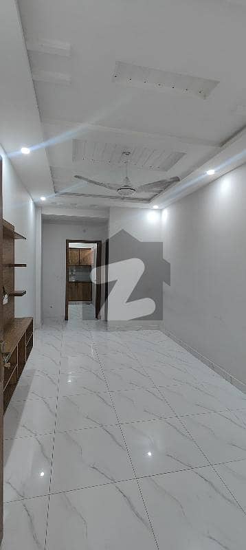 Beautiful Flat Available For Rent