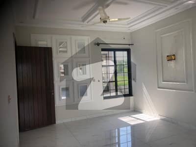 ممتاز سٹی اسلام آباد میں 3 کمروں کا 1 کنال بالائی پورشن 80.0 ہزار میں کرایہ پر دستیاب ہے۔