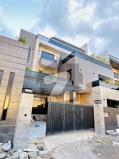 One Kanal Four Storey Luxury House For Sale In Bani Gala