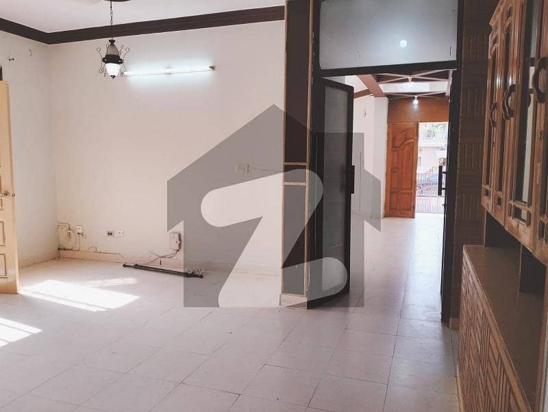 Ground Portion Available For Rent In F11 Ground Portion Available For Rent In F11