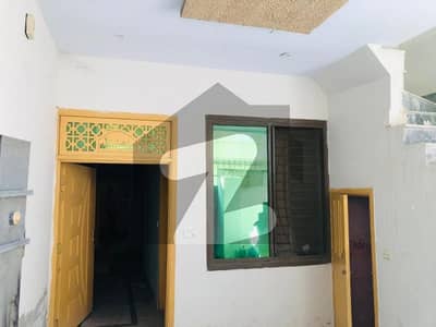 ائیرپورٹ ہاؤسنگ سوسائٹی - سیکٹر 4 ائیرپورٹ ہاؤسنگ سوسائٹی,راولپنڈی میں 3 کمروں کا 9 مرلہ بالائی پورشن 65.0 ہزار میں کرایہ پر دستیاب ہے۔ ائیرپورٹ ہاؤسنگ سوسائٹی - سیکٹر 4 ائیرپورٹ ہاؤسنگ سوسائٹی,راولپنڈی میں 3 کمروں کا 9 مرلہ بالائی پورشن 65.0 ہزار میں کرایہ پر دستیاب ہے۔