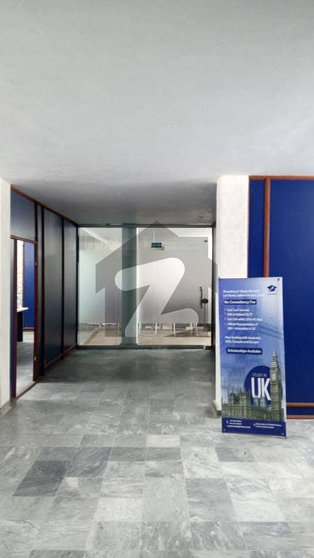 1350 SQ FT FLOOR AVAILABLE FOR RENT