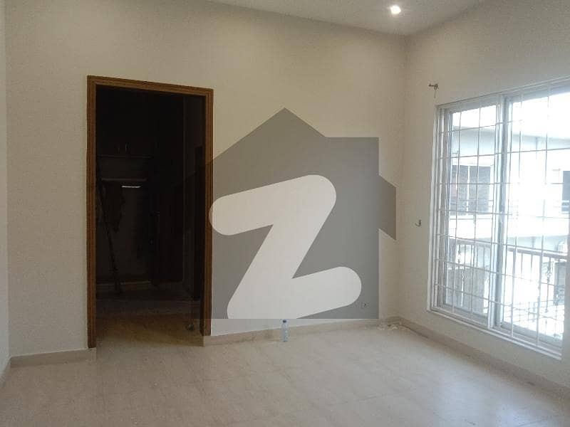1 Kanal House For Rent 1 Kanal House For Rent