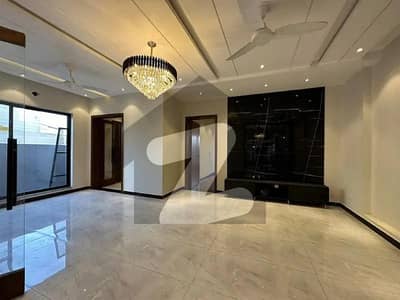 10 M Upper Portion Available For Rent