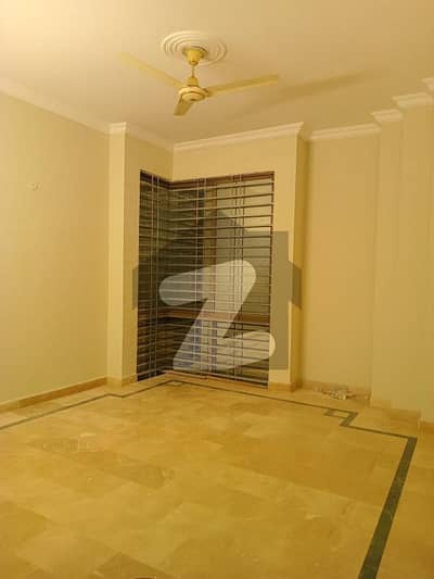 Beautiful House For Rent 6 Bed Room Attached Washroom Drawing Room Dining Room TV Launch 2 Kitchen, Servant Room 3 Car Parking