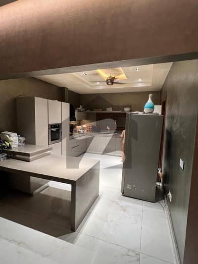LIKE NEW 500 YARD HOUSE FOR SALE