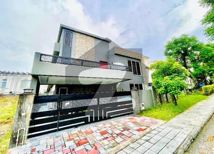 ONE KANAL LUXURIOUS BRAND NEW HOUSE FOR SALE IN DHA PHASE 2 ISLAMABAD