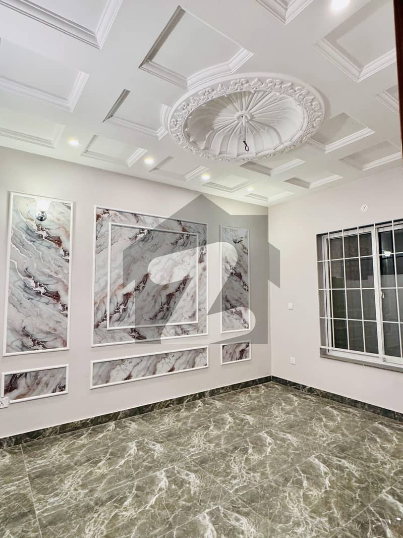 6 Marla with Gas Brand New Luxurious House For Sale   In Model Town