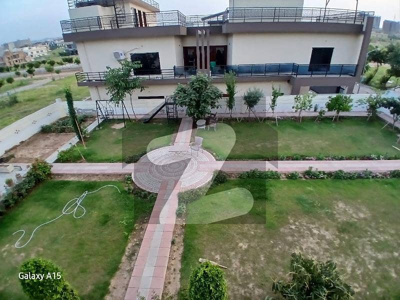 Kanal House With 1 Kanal Extra Land