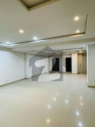 Commercial Floor Available For Rent