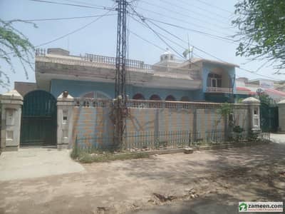 House For Sale In Y Block