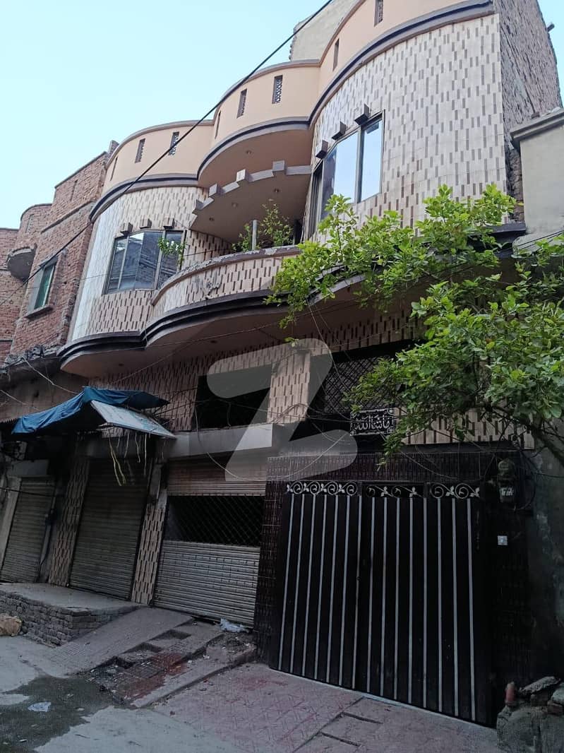 6 Marla Luxury Designer House For Sale Ameen Park Street No 2 Near Kaleem Shied Colony No 1 Faisalabad