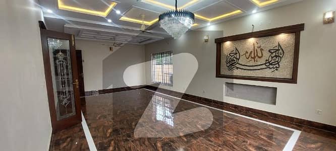 Lower Portion For Rent