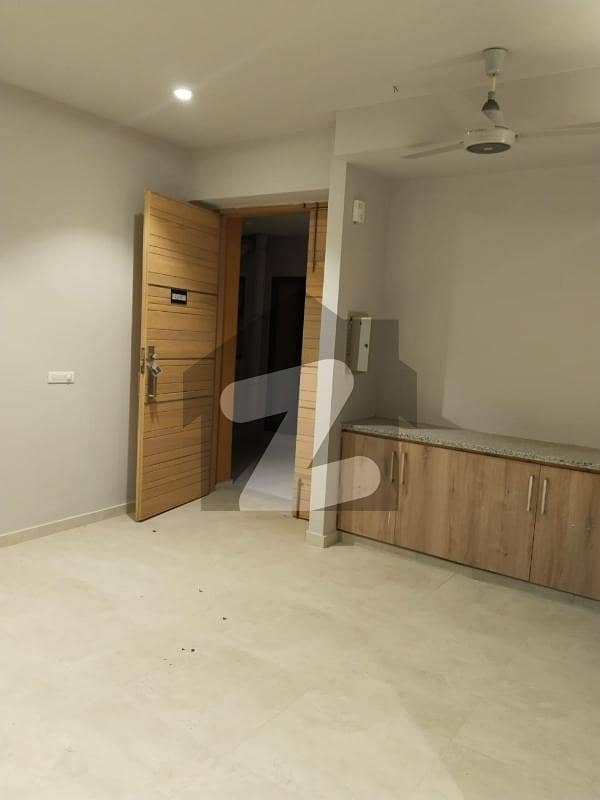 Get An Attractive Flat In E-11 Under Rs. 130000 Get An Attractive Flat In E-11 Under Rs. 130000