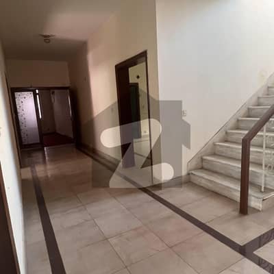 ایف ۔ 8/4 ایف ۔ 8,اسلام آباد میں 6 کمروں کا 1 کنال مکان 33.5 کروڑ میں برائے فروخت۔