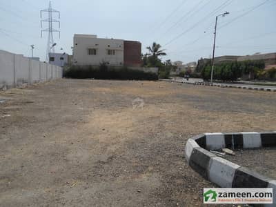 Nicely Next To Corner Plot Available For Sale