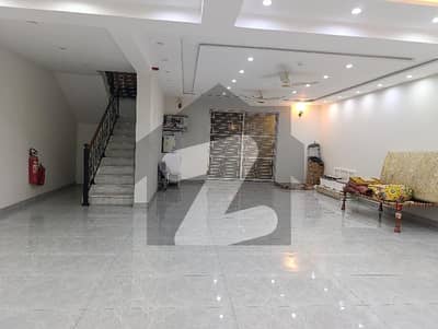 Kanal Beautiful House In Dha Phase 8 Ex Park View