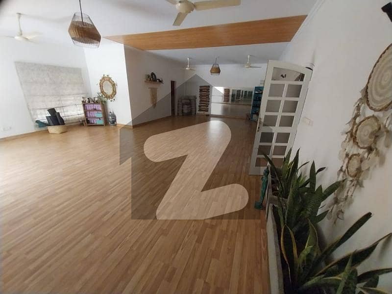 defence 1000 Yard House for sale in phase 6
