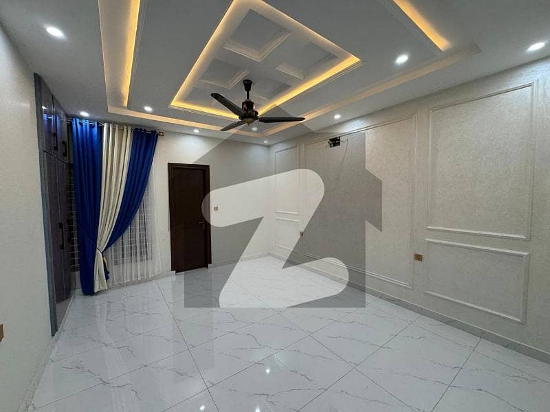 Prime Location 10 Marla House In Citi Housing Society