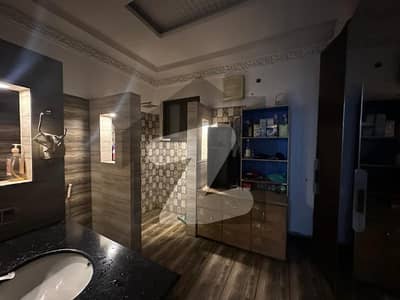 1 Kanal Single Story House Availble For Rent Central Park