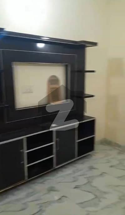 علامہ اقبال ٹاؤن لاہور میں 1 کمرے کا 5 مرلہ زیریں پورشن 48.0 ہزار میں کرایہ پر دستیاب ہے۔