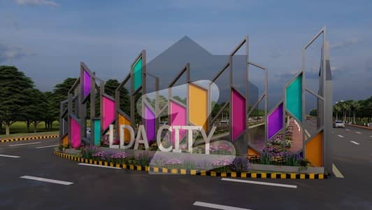 10 Marla Facing Park Plot for Sale in H Block
