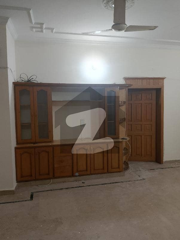 10Marla Ground Portion For Rent In G-13 Beautiful Location