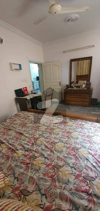 10 Marla Upper Portion For Rent In Wakeel Colony With All Facilities Water Boring Electricity And Gas