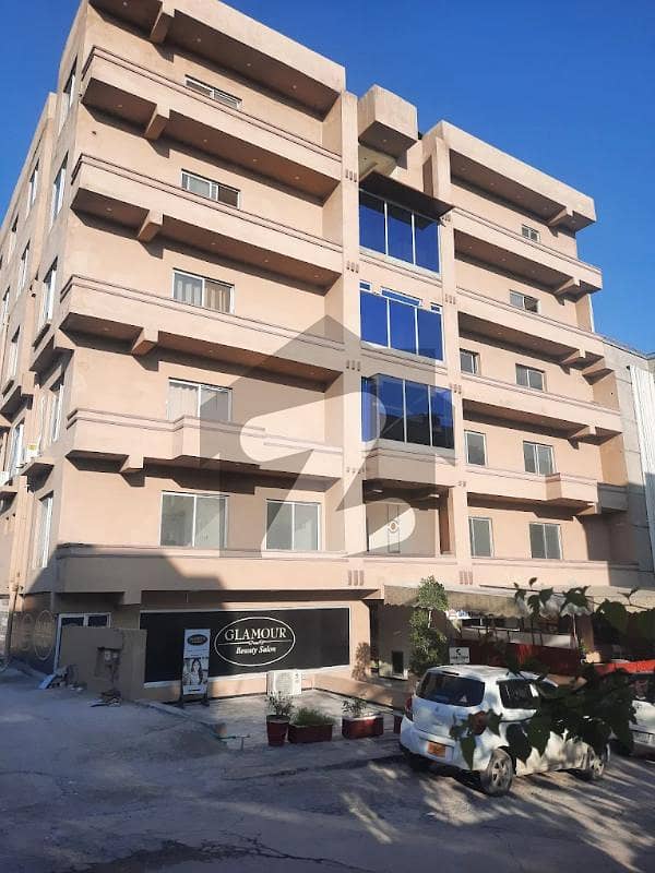 بحریہ ٹاؤن ۔ سفاری ولاز بحریہ ٹاؤن راولپنڈی,راولپنڈی میں 2 کمروں کا 4 مرلہ فلیٹ 60.0 ہزار میں کرایہ پر دستیاب ہے۔