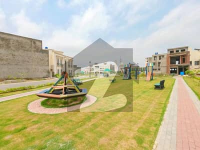 1 Kanal Residential Plot for Sale in Lake City Lahore Golf Estate 2, Near Park, Prime Location 1 Kanal Residential Plot for Sale in Lake City Lahore Golf Estate 2, Near Park, Prime Location