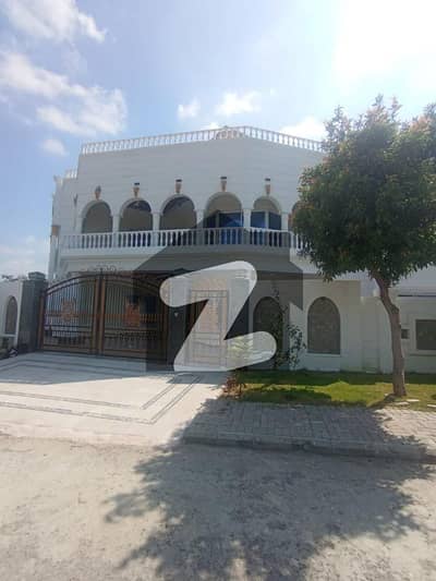 ٹاپ سٹی 1 اسلام آباد میں 6 کمروں کا 1 کنال مکان 2.1 لاکھ میں کرایہ پر دستیاب ہے۔