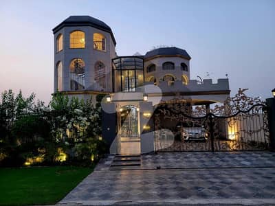 1 Kanal luxury residence House FOR SALE in DHA Phase 7, Lahore.