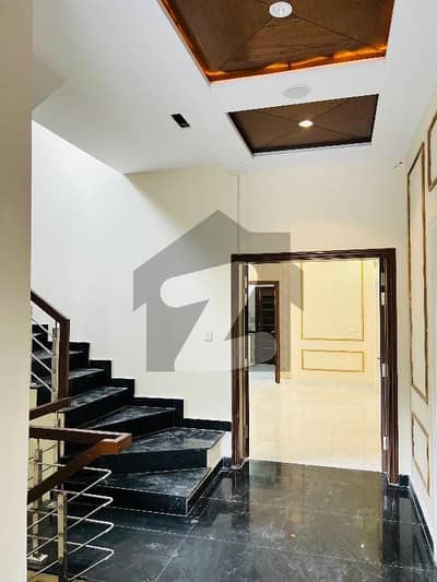 1 Kanal Brand New Upper Portion Sui Gas Society
