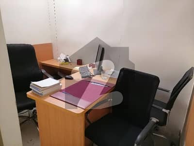 یونیورسٹی