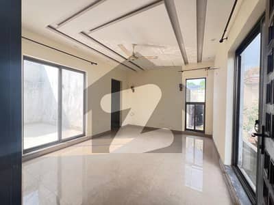 10MARLA UPPER PORTION (LOWER PORTION LOCK) DHA PHASE 1