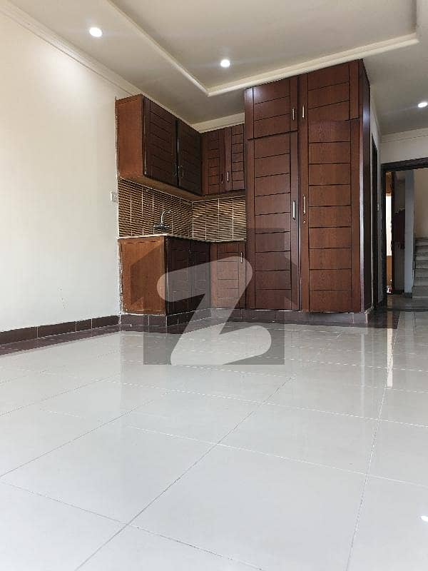 Studio Apartment Available For Rent
