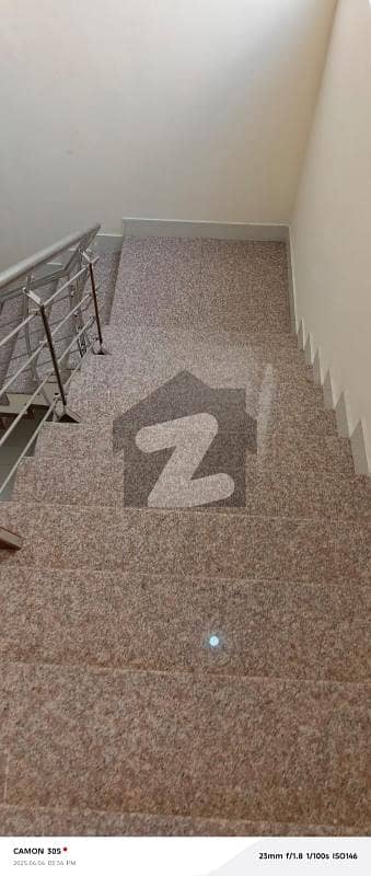 5 Bedroom Tilled Flooring 2 Car Parking 5 Bedroom Tilled Flooring 2 Car Parking