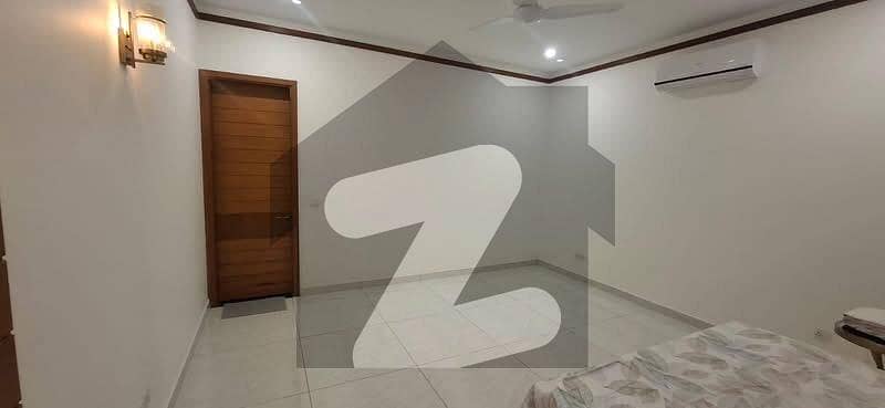 Portion For Rent In Tipu Sultan Road