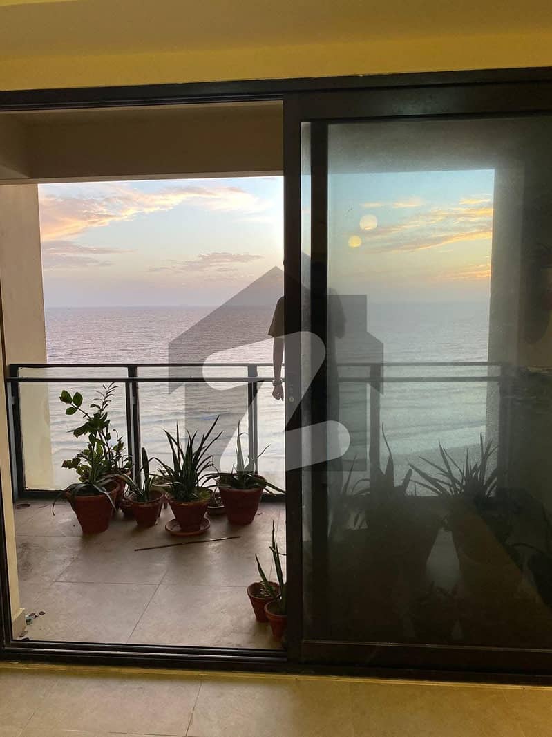 Elegant 2-Bedroom Apartment in Emaar Seafront