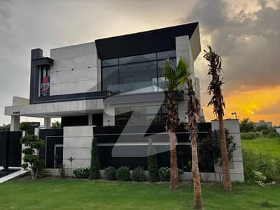 DHA Phase 7 Luxury 1 Kanal House For Sale 5 Bed, Double Height Lobby Demand 9.00 Crore