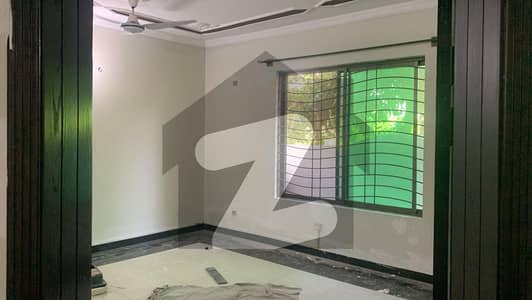10 Marla House For Rent